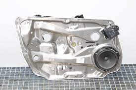 DOOR WINDER 204 FRONT LH وايندر امامي يسار