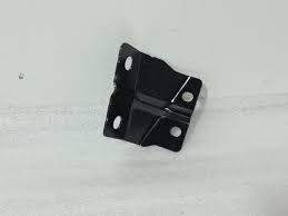 ANGLE BRACKET 206 LH قاعدة انجل يسار